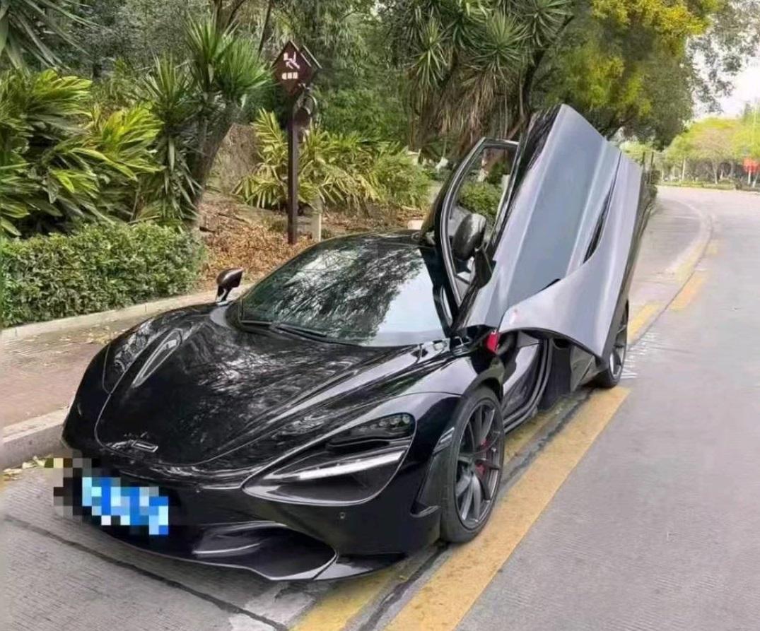 迈凯伦720S 黑色2019年01月