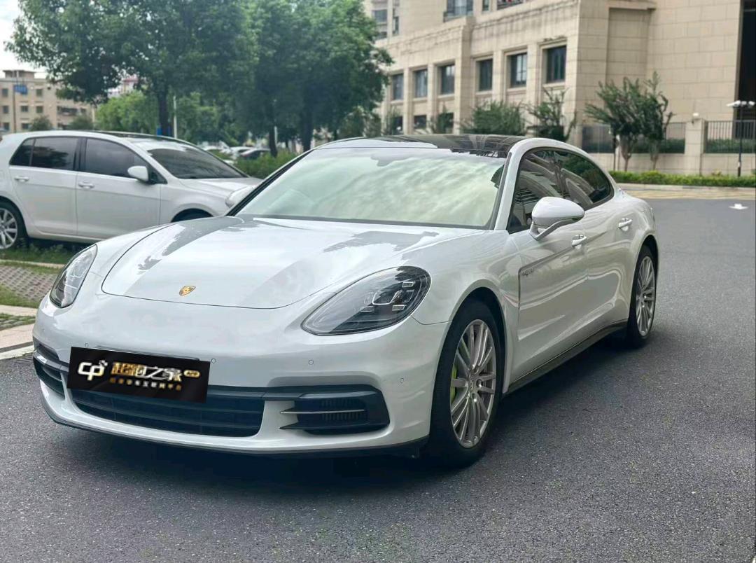 保时捷Panamera 新能源白色2019年01月