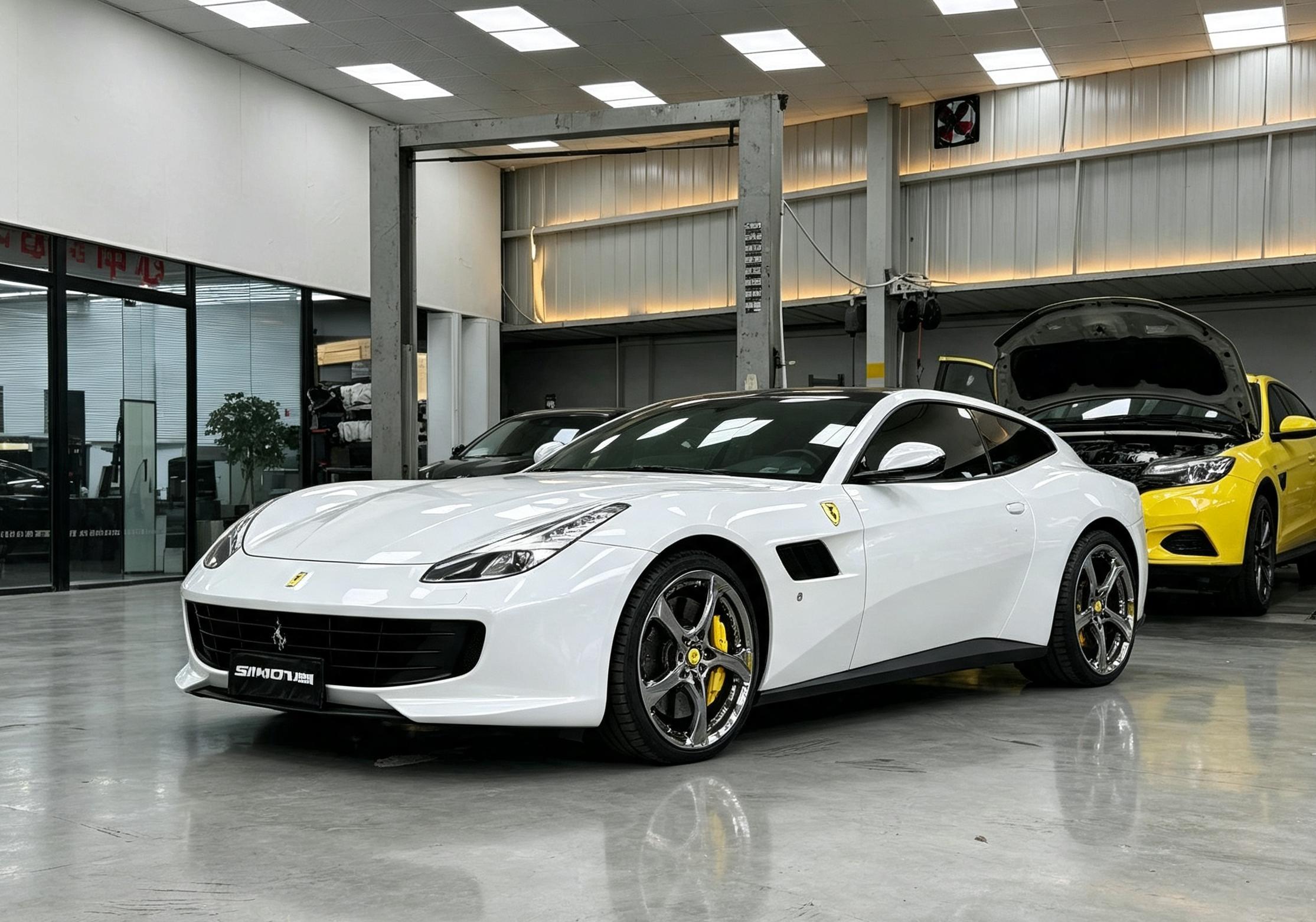 法拉利GTC4 lusso T白色2018年05月