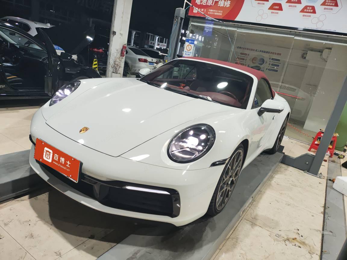 保时捷911白色2022年03月