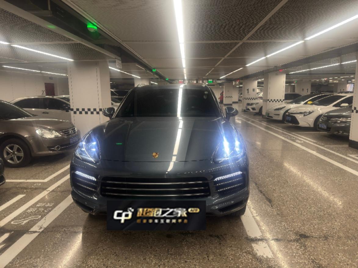 保时捷Cayenne 新能源银灰色2020年03月