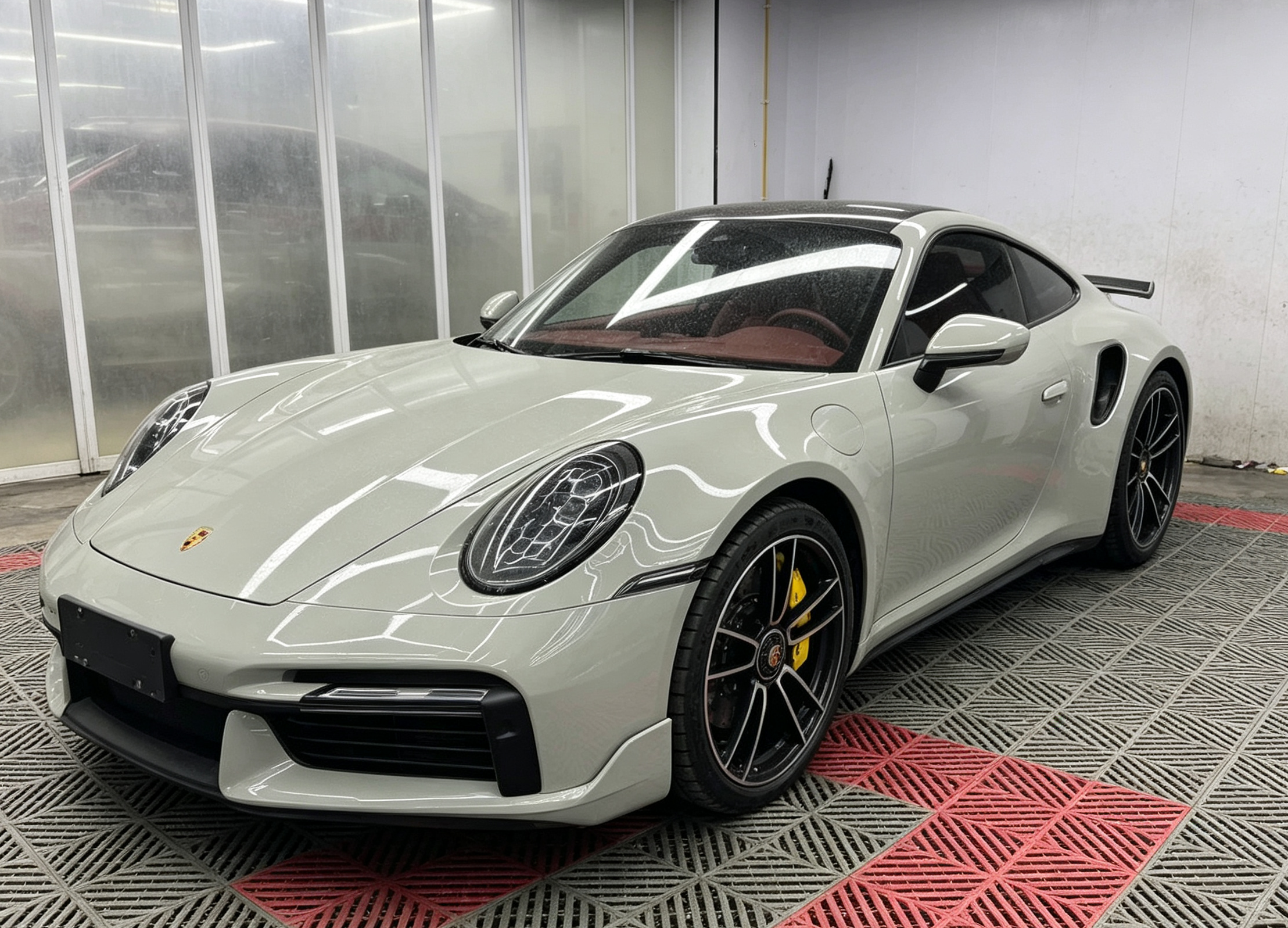 保时捷911米色2023年01月