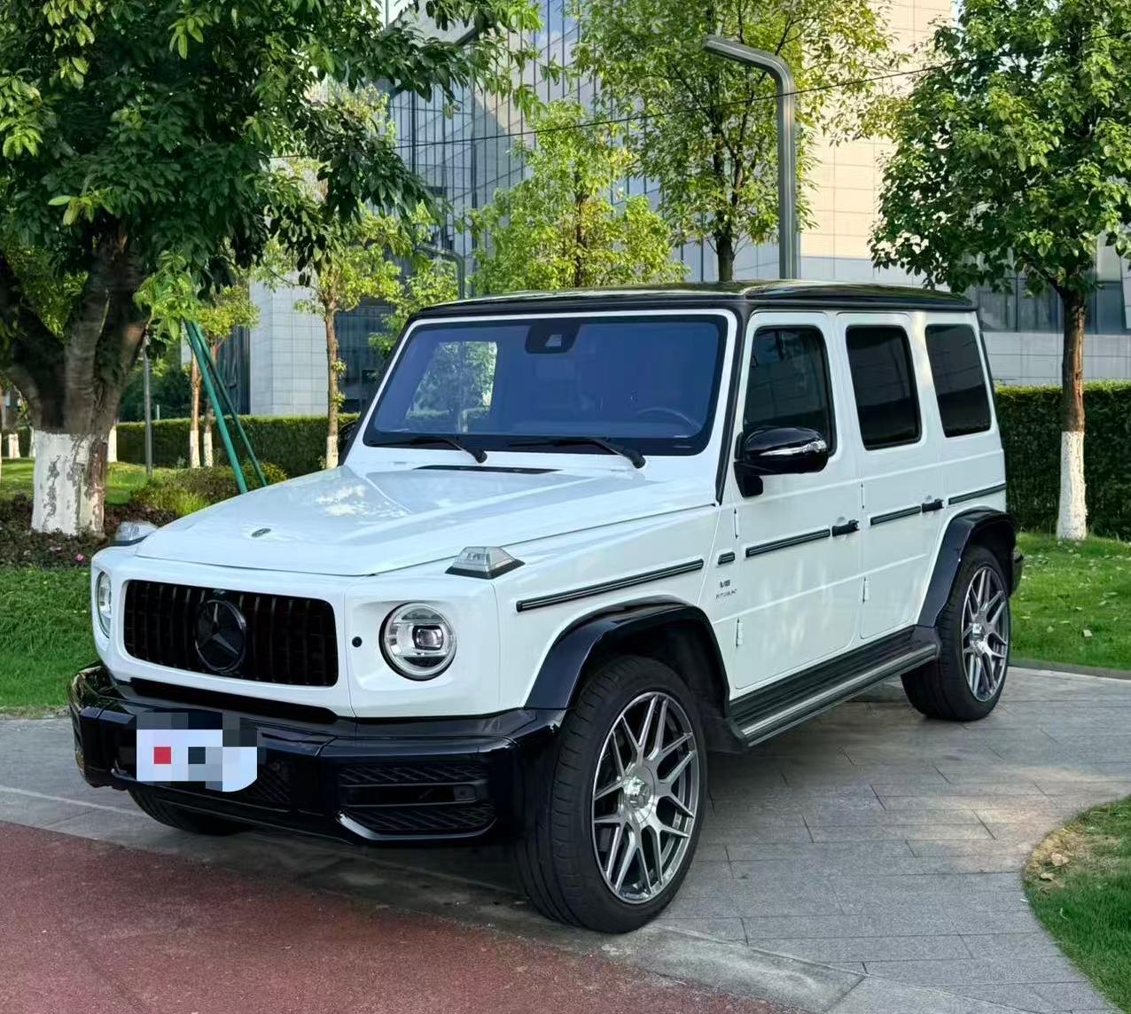 奔驰G级绿色2021年08月