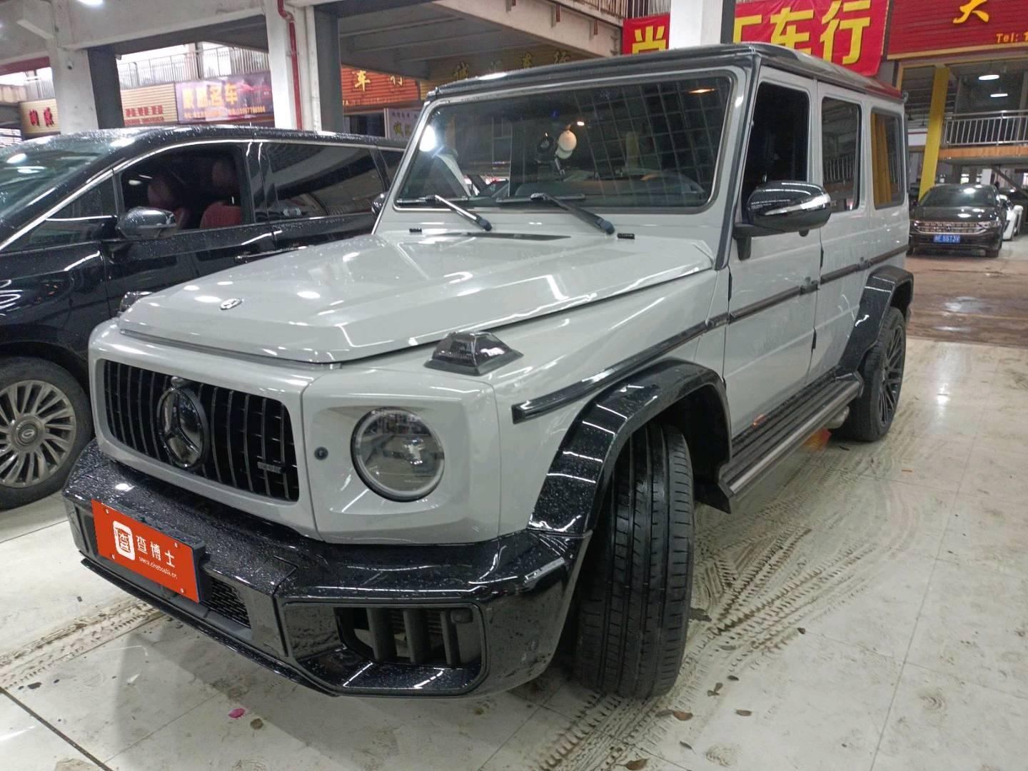 奔驰G级银灰色2019年05月