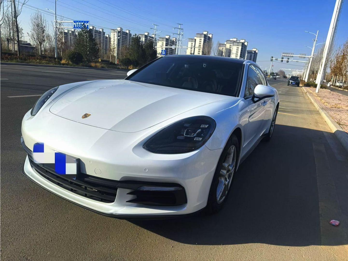 保时捷Panamera 白色2018年01月