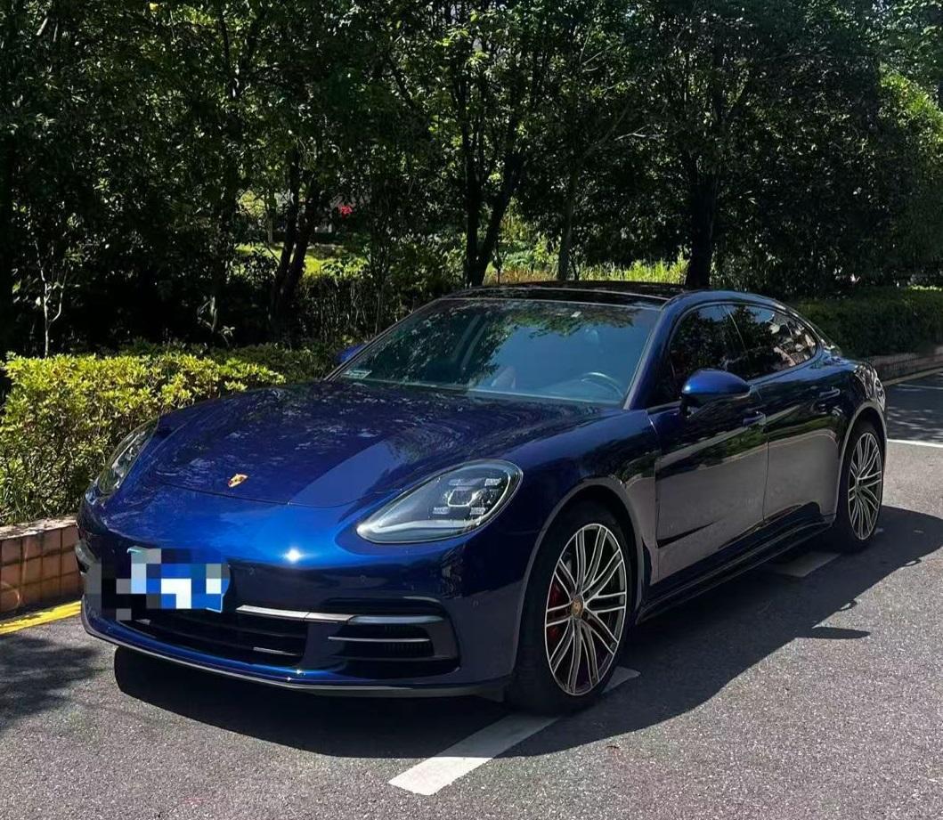 保时捷Panamera 蓝色2020年07月
