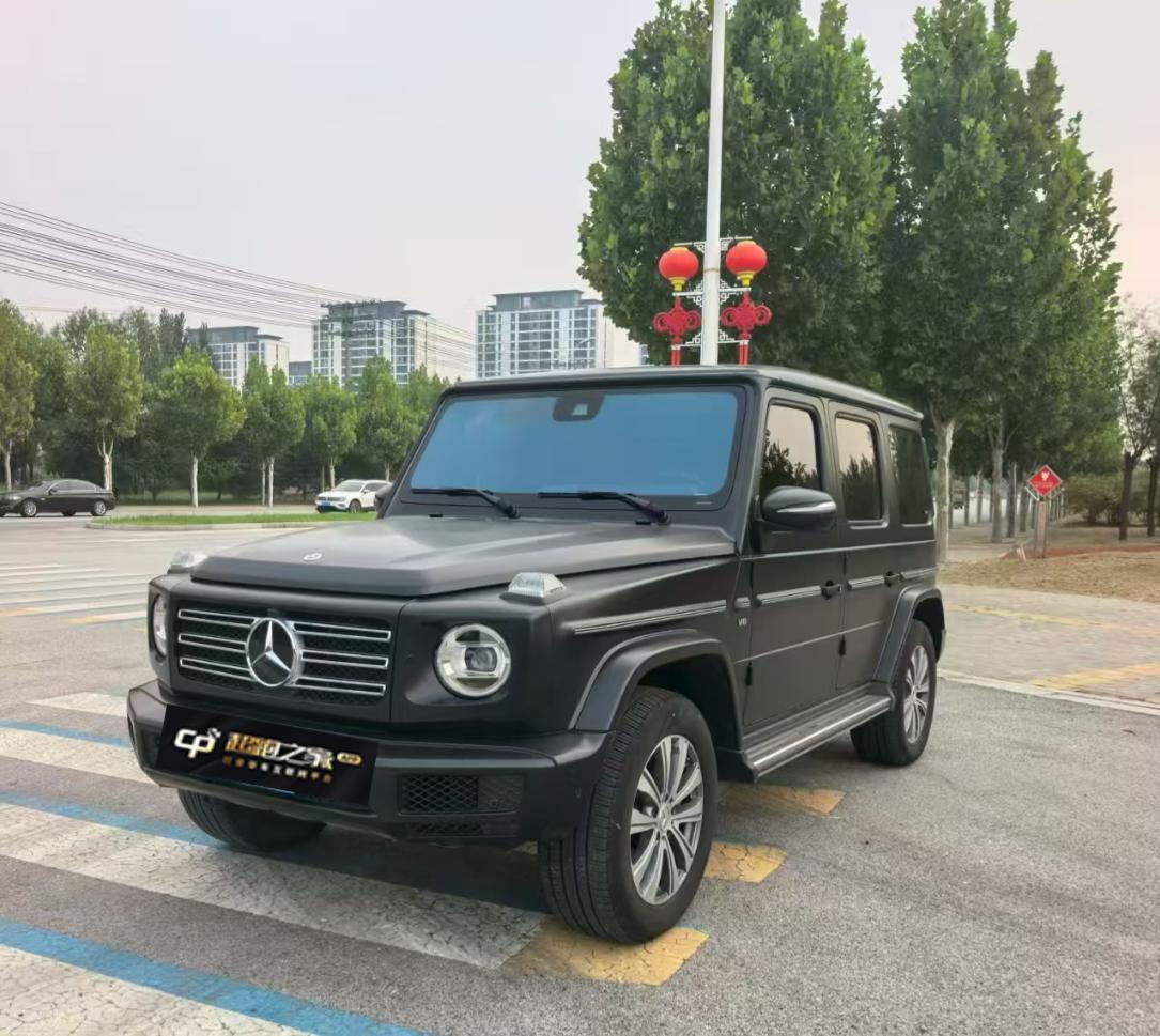 奔驰G级黑色2024年06月