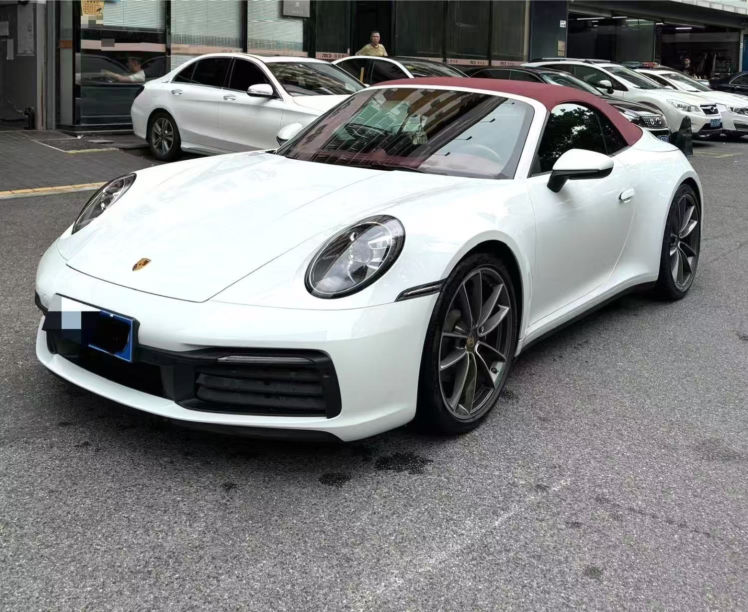 保时捷911白色2020年11月