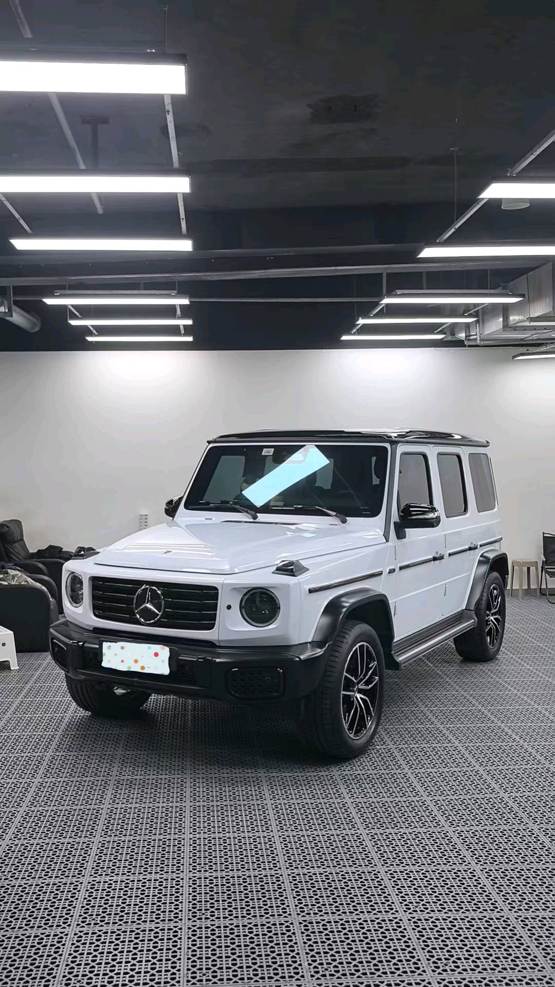 奔驰G级白色2025年01月