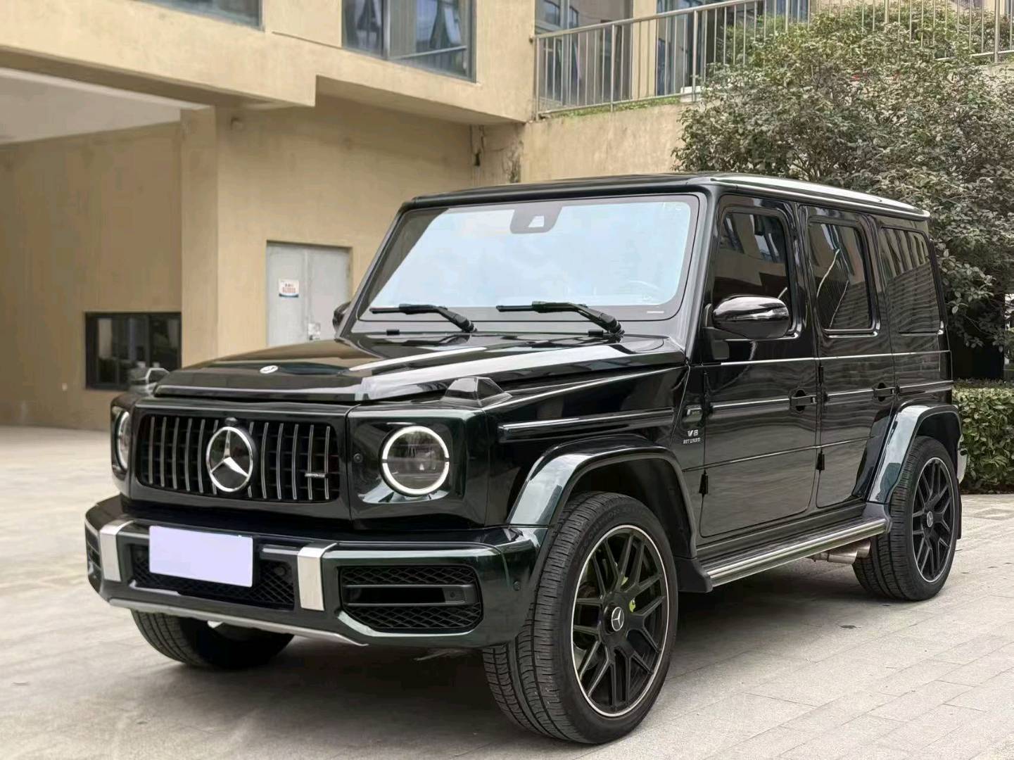 奔驰G级绿色2022年10月