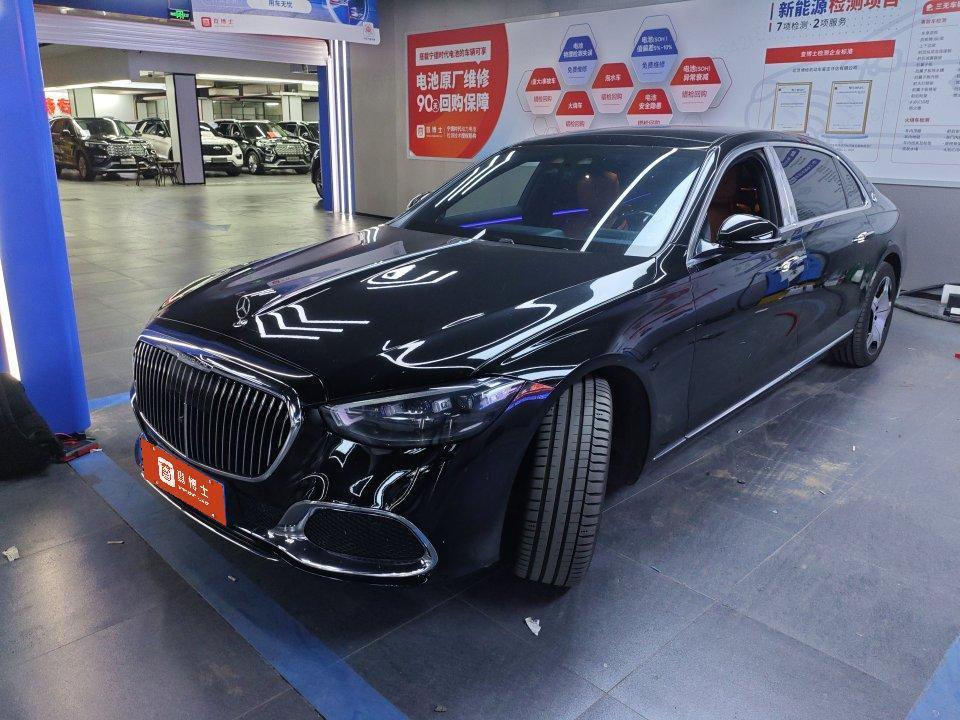 奔驰迈巴赫S级黑色2023年02月