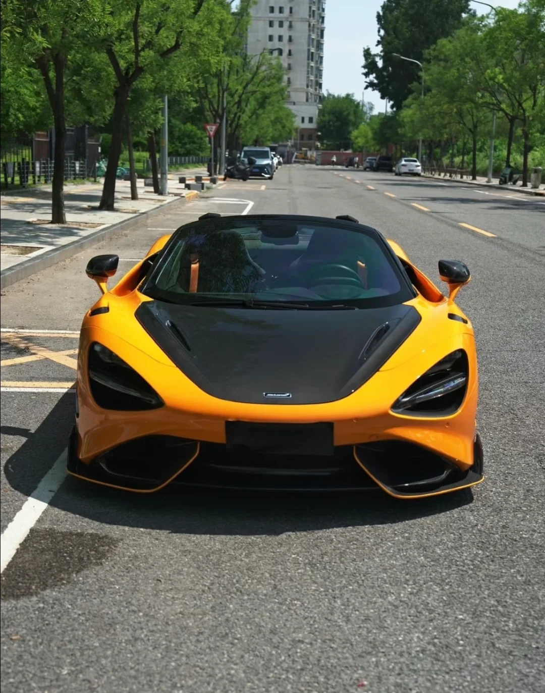 迈凯伦720S 橙色2021年02月
